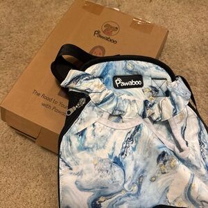 New. Unisex Pawaboo Pet Carrier Backpack Blue White